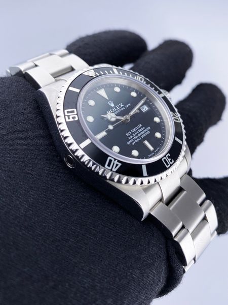 Rolex Sea-Dweller 16600